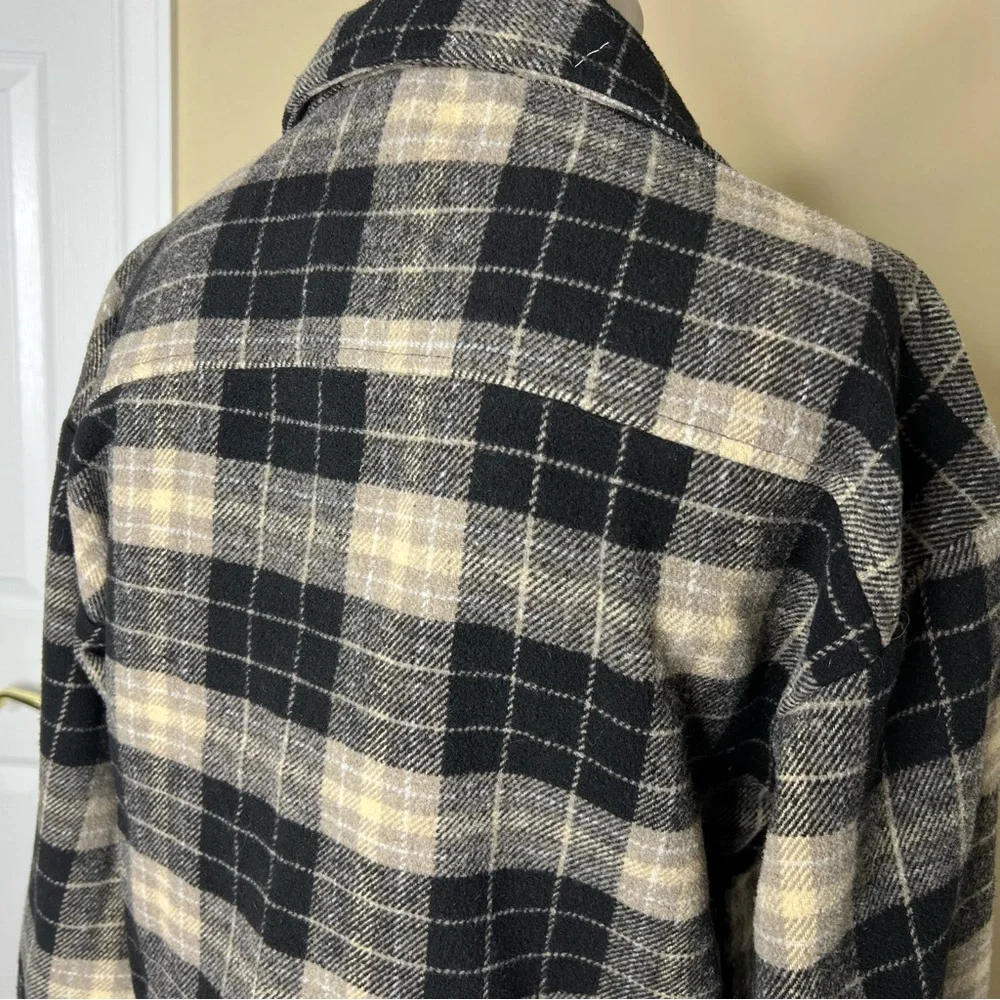 C by one Flannel - Picture 5 of 9